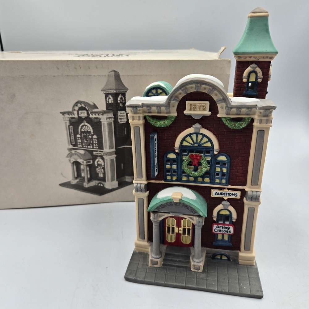 Dept 56 Arts Academy #55433 School Of Dance Village Christmas In The City Herita